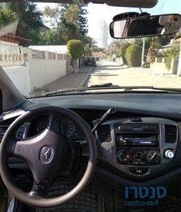 2004' Mazda MPV מאזדה photo #2