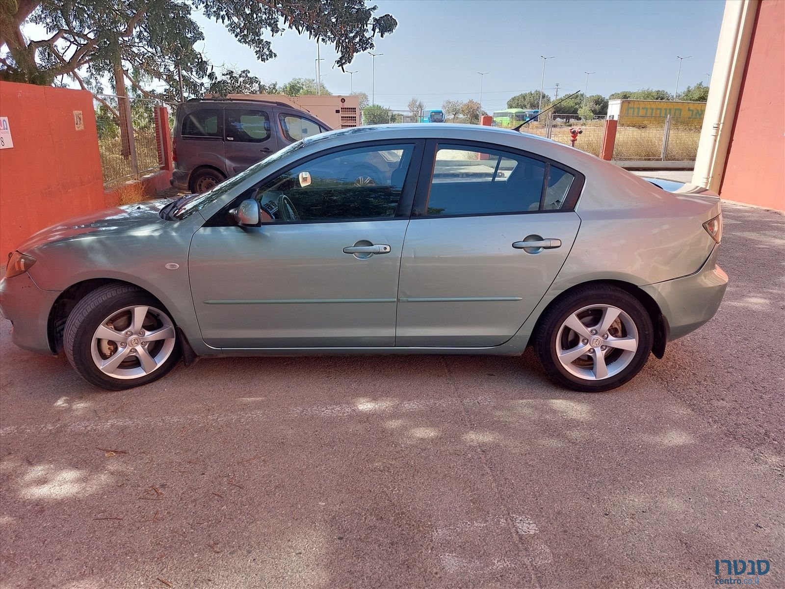 2005' Mazda 3 מאזדה photo #6
