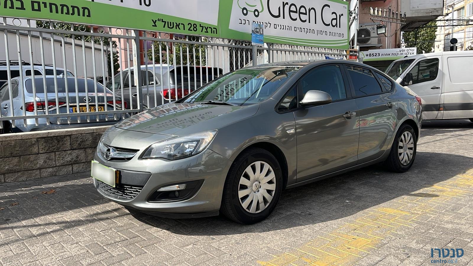 2018' Opel Astra photo #1