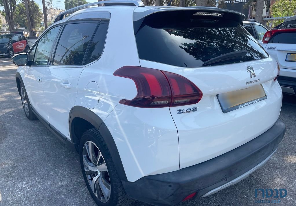 2018' Peugeot 2008 פיג'ו photo #6