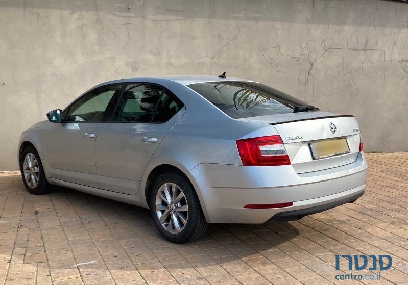 2020' Skoda Octavia סקודה אוקטביה photo #3