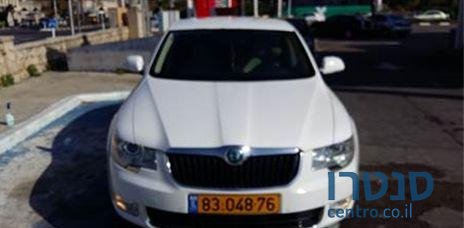 2012' Skoda Superb photo #1