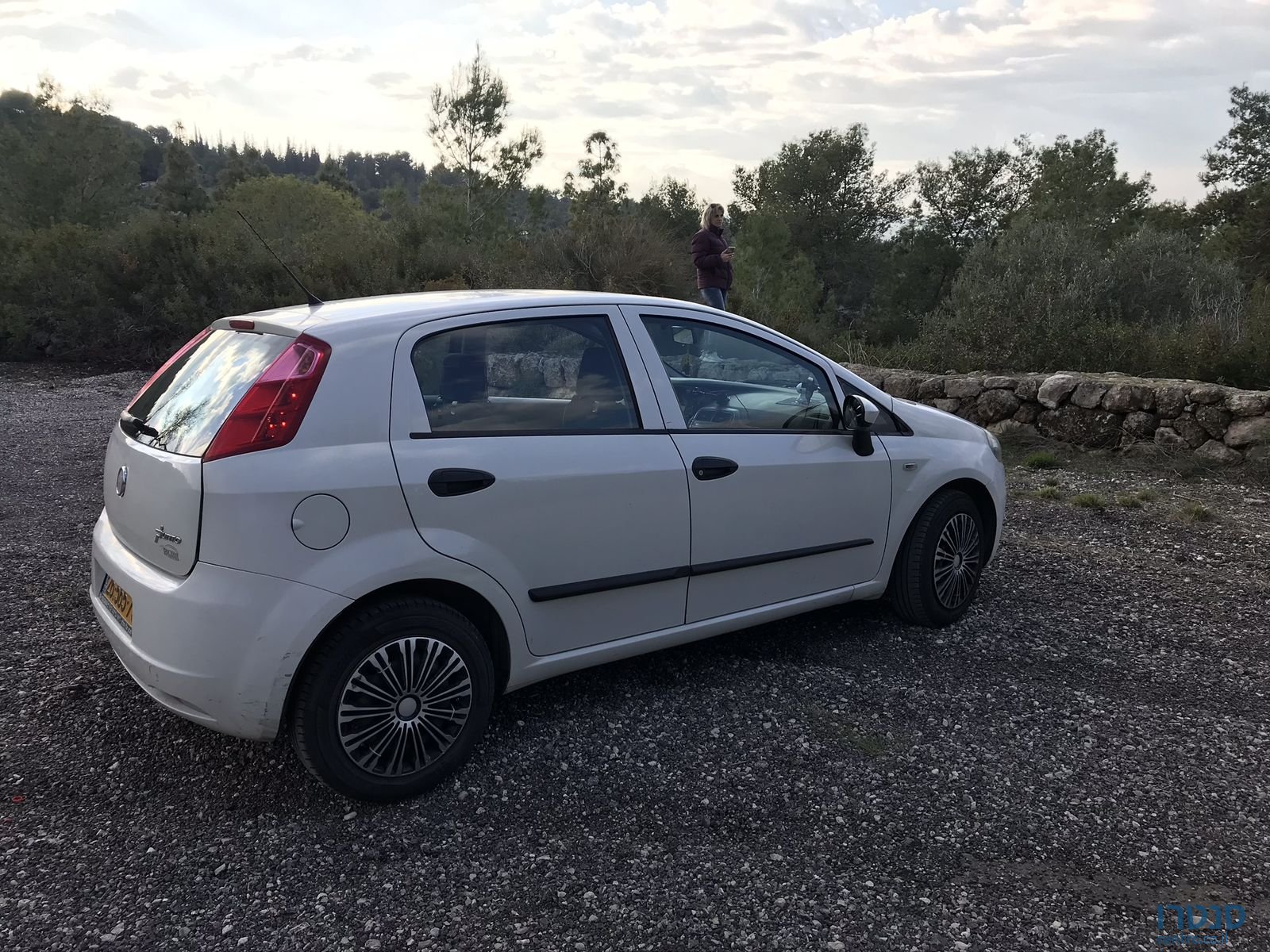 2011' Fiat Grande Punto Active photo #3