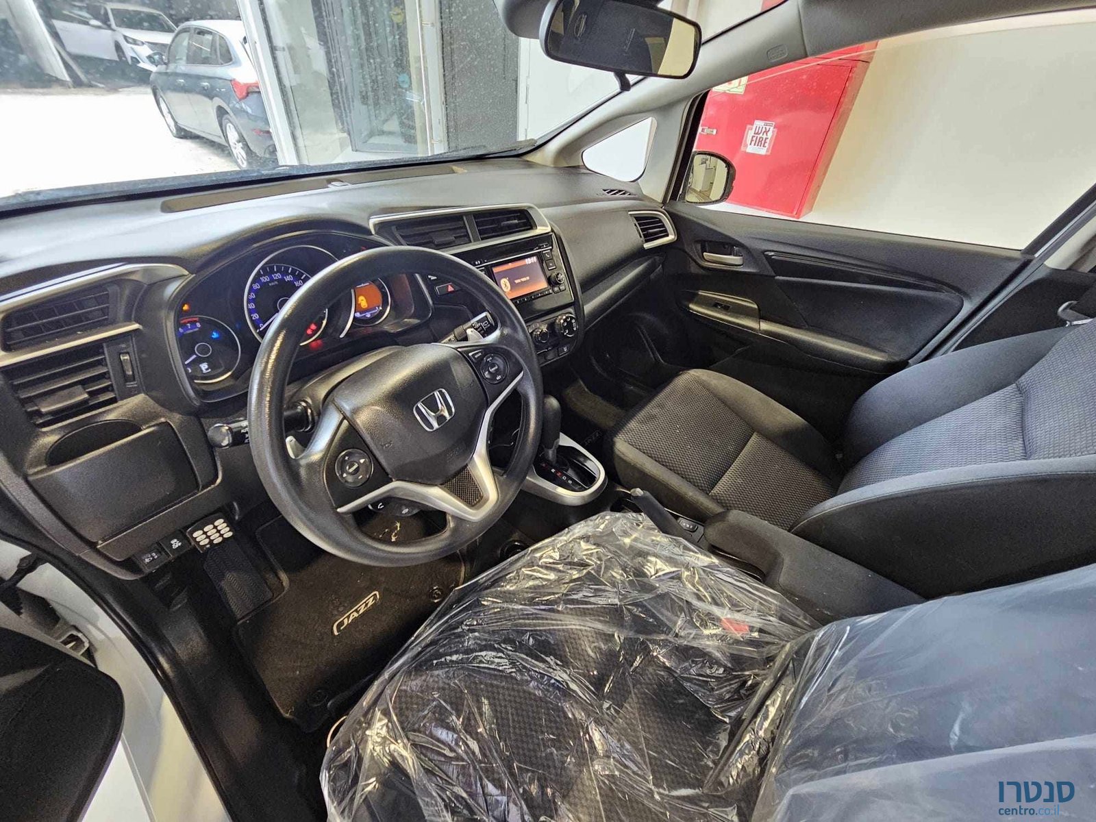 2018' Honda Jazz photo #5