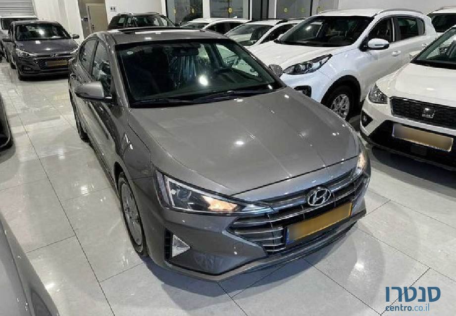 2021' Hyundai Elantra photo #2