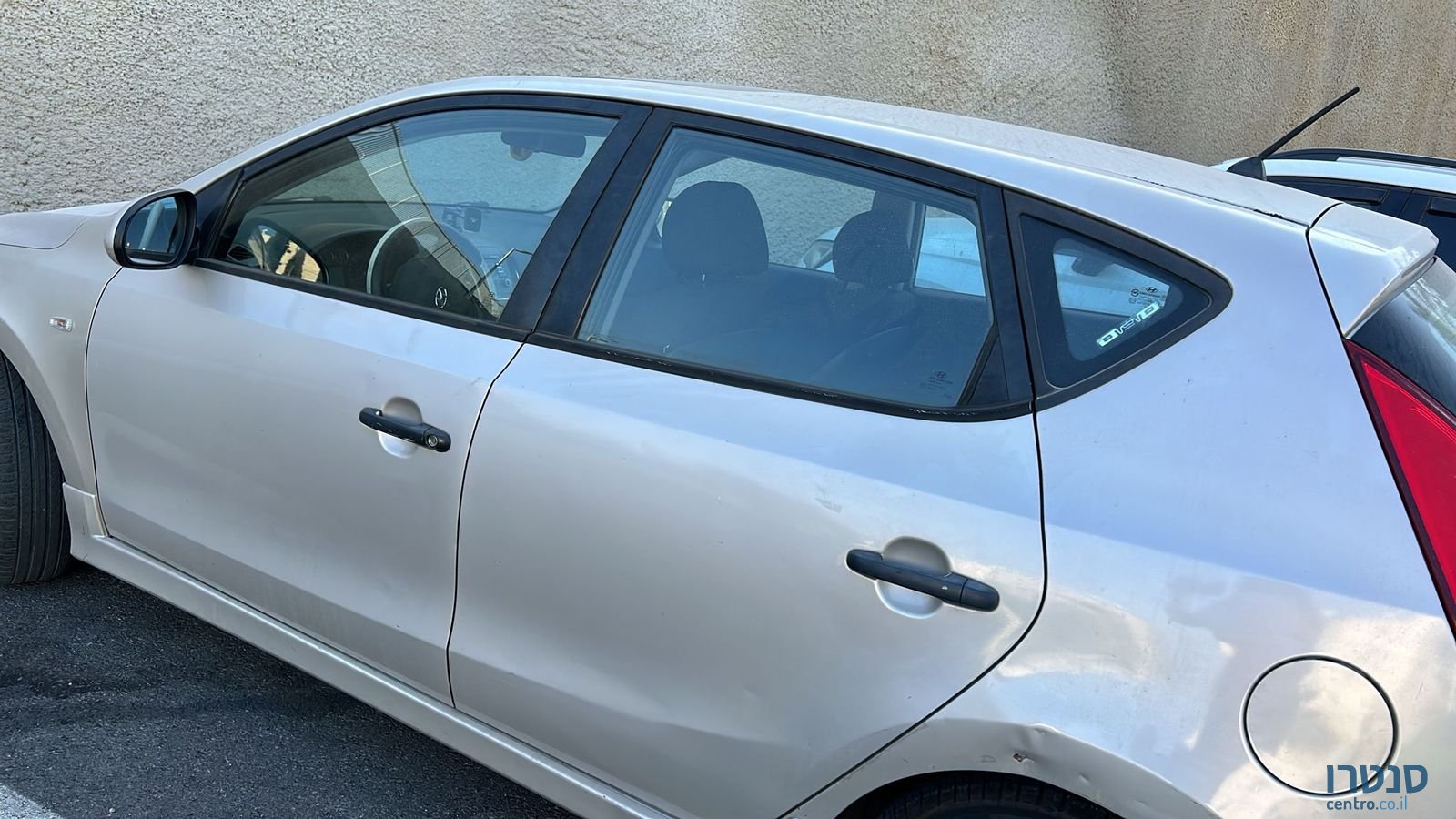 2011' Hyundai i30 יונדאי photo #1