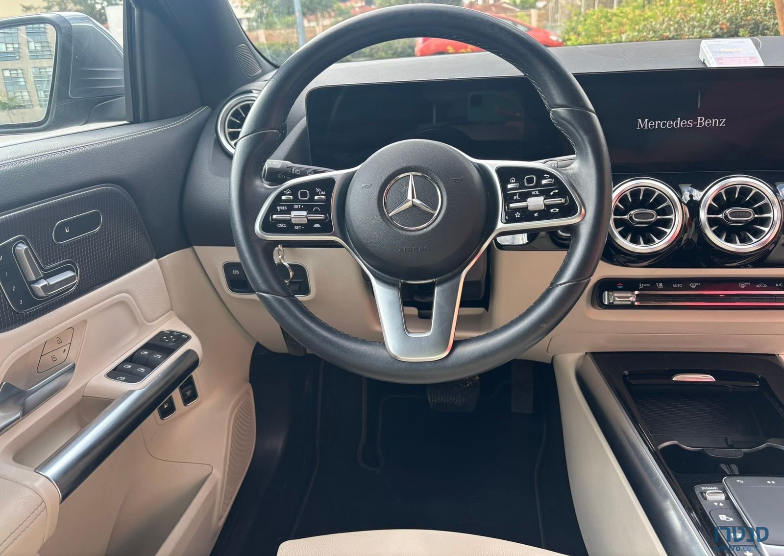 2023' Mercedes-Benz GLA מרצדס-בנץ photo #3