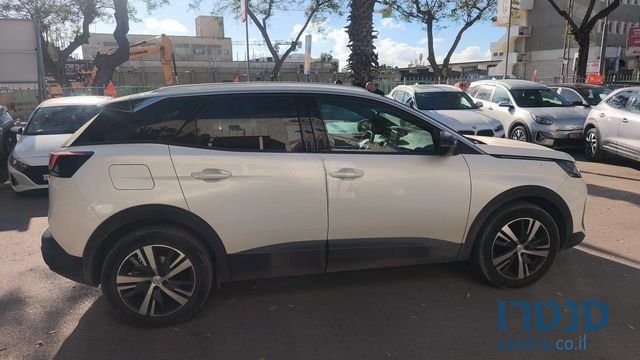 2023' Peugeot 3008 פיג'ו photo #3