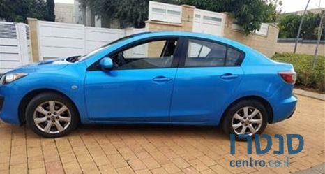 2010' Mazda 3 מאזדה 3 קומפורט photo #1