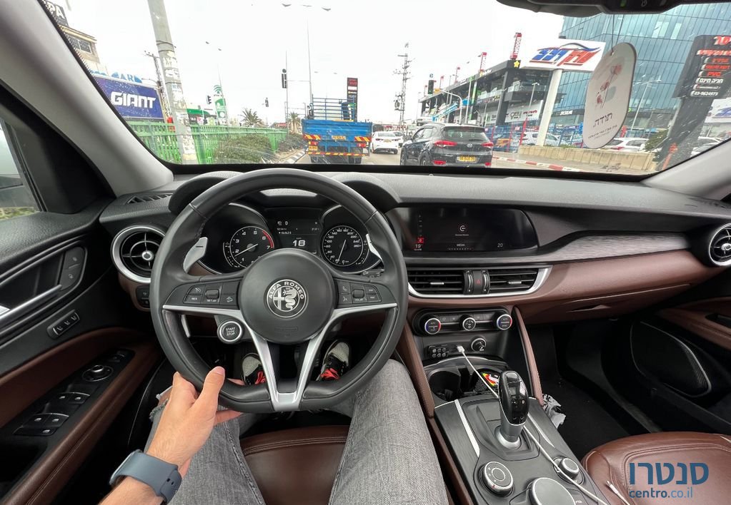 2018' Alfa Romeo Stelvio אלפא רומיאו סטלויו photo #2