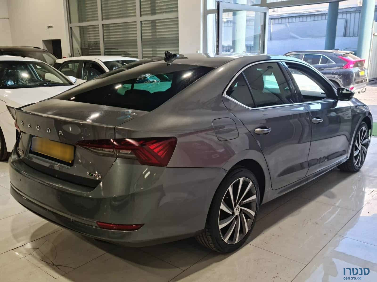 2022' Skoda Octavia photo #3