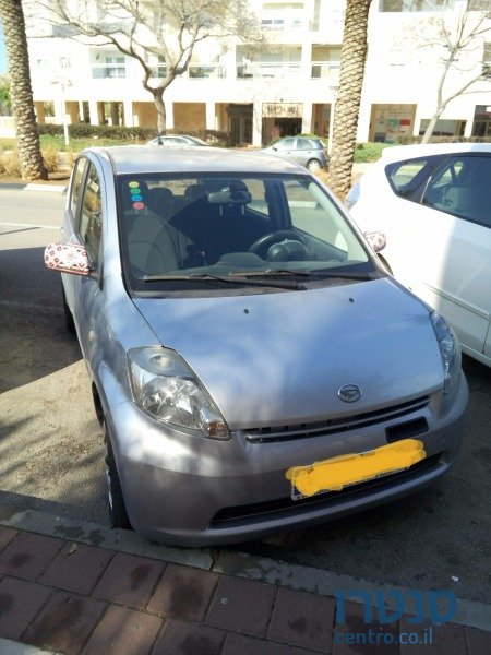 2006' Daihatsu Sirion photo #1