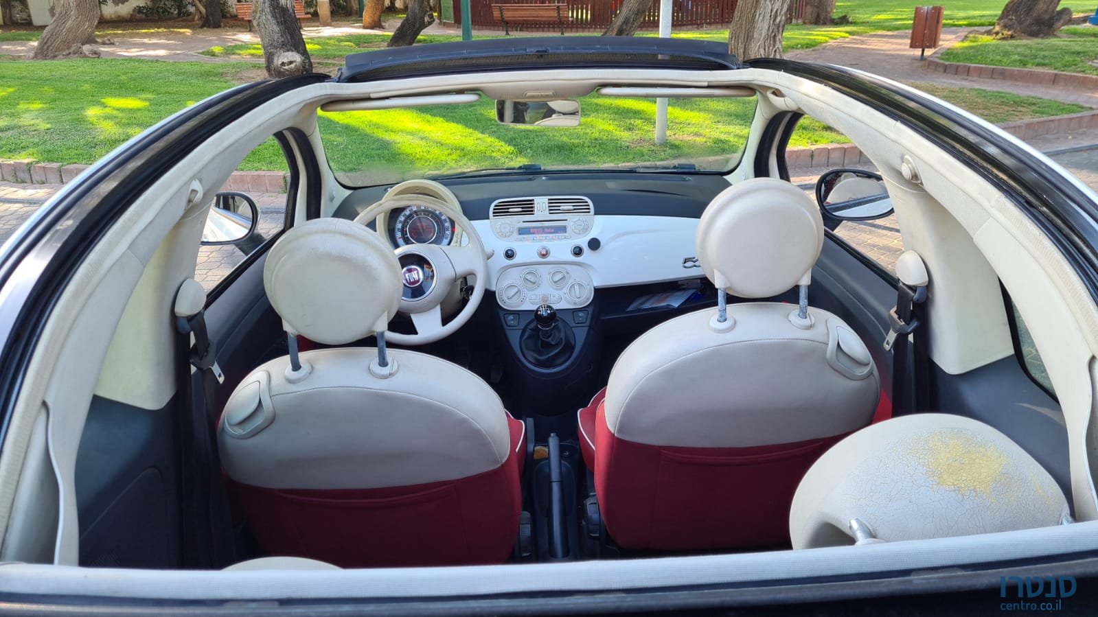 2011' Fiat 500 photo #3