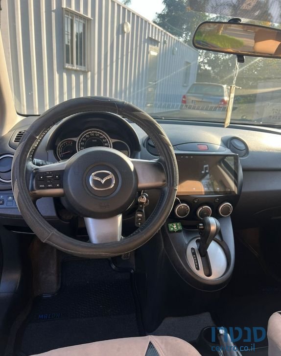 2011' Mazda 2 מאזדה photo #3