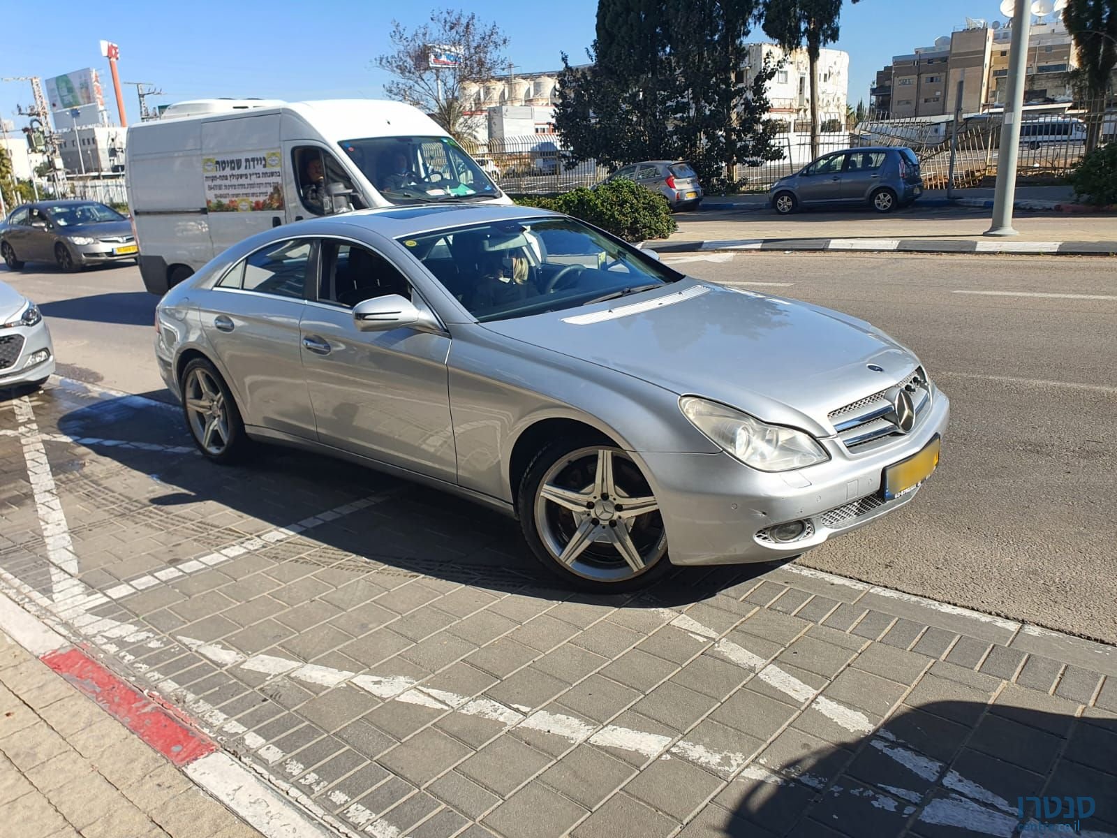 2010' Mercedes-Benz 500 מרצדס photo #2