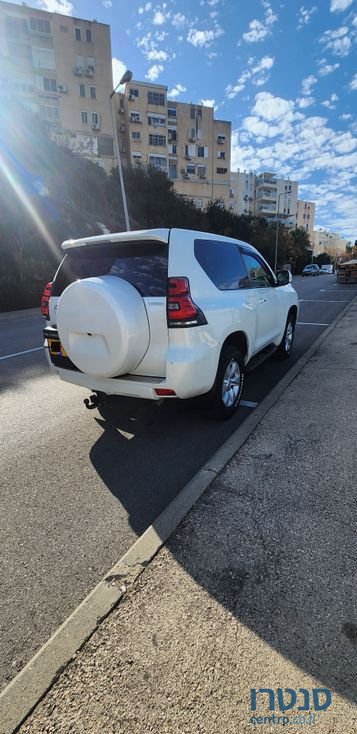2019' Toyota Land Cruiser טויוטה לנד קרוזר photo #3