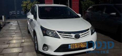 2012' Toyota Avensis טויוטה אונסיס photo #3