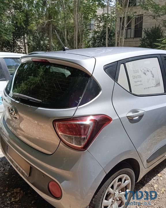 2017' Hyundai i10 יונדאי photo #2