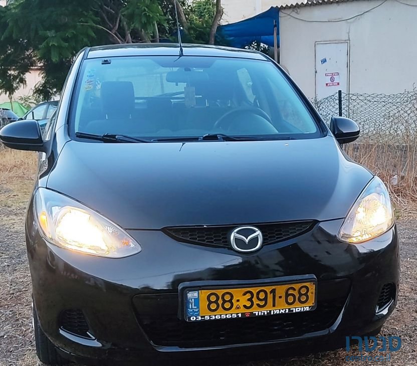 2010' Mazda 2 מאזדה photo #2