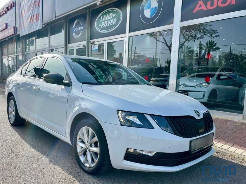 2020' Skoda Octavia סקודה אוקטביה photo #3