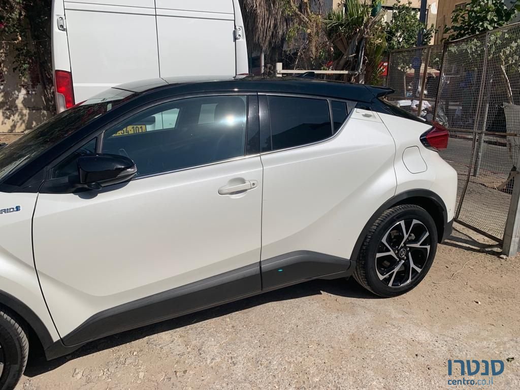 2018' Toyota C-HR טויוטה photo #3