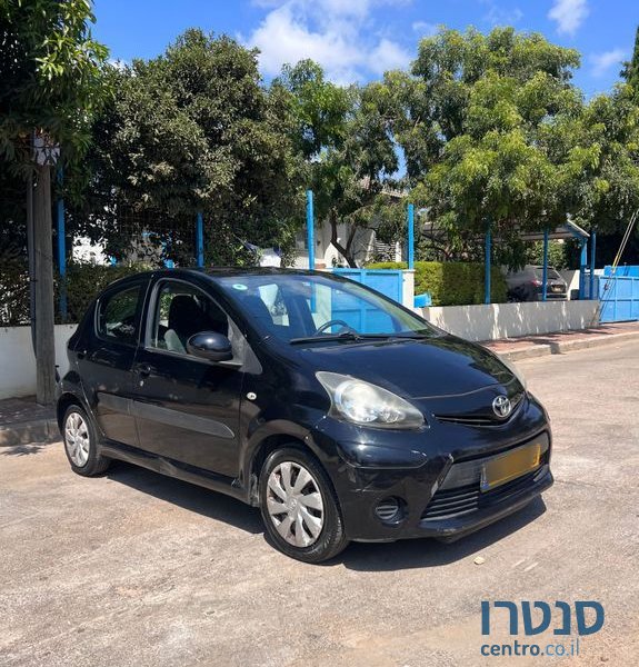 2012' Toyota Aygo טויוטה אייגו photo #3