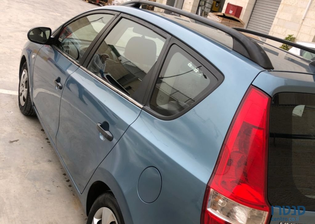 2010' Hyundai I30Cw יונדאי photo #2