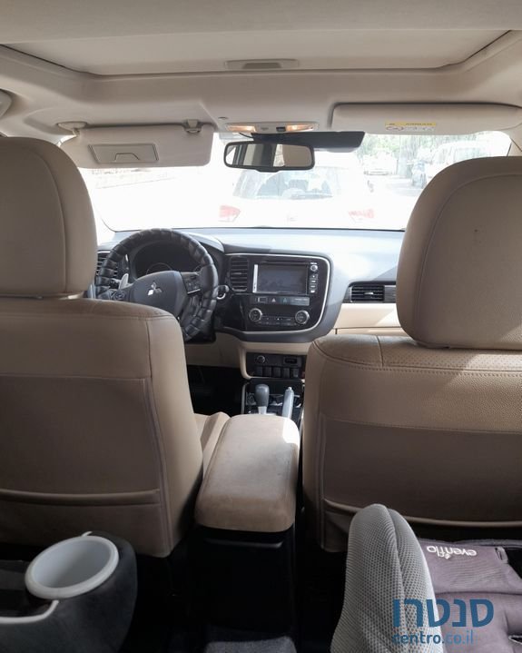 2017' Mitsubishi Outlander מיצובישי אאוטלנדר photo #5