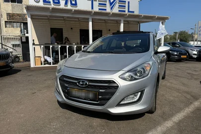 2017' Hyundai i30 יונדאי