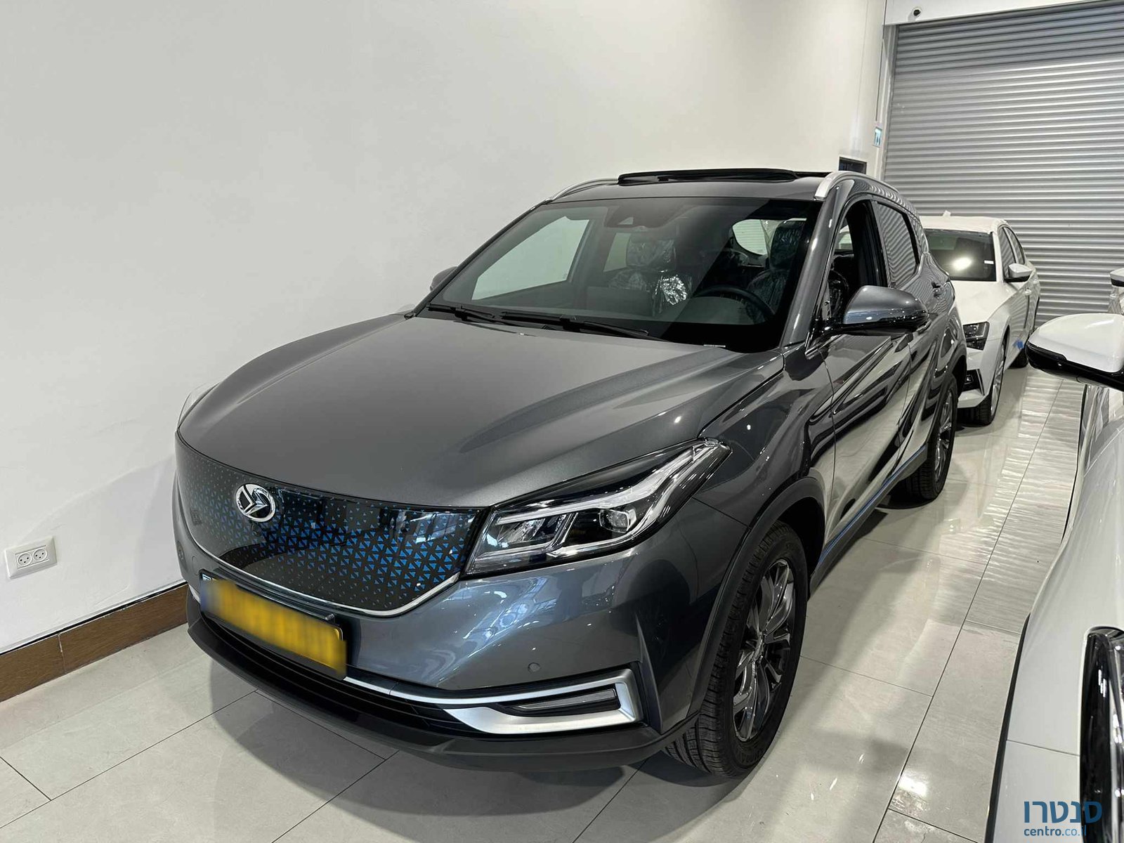 2024' Seres 3 EV photo #1