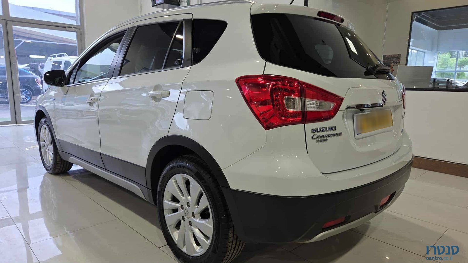 2022' Suzuki SX4 photo #4