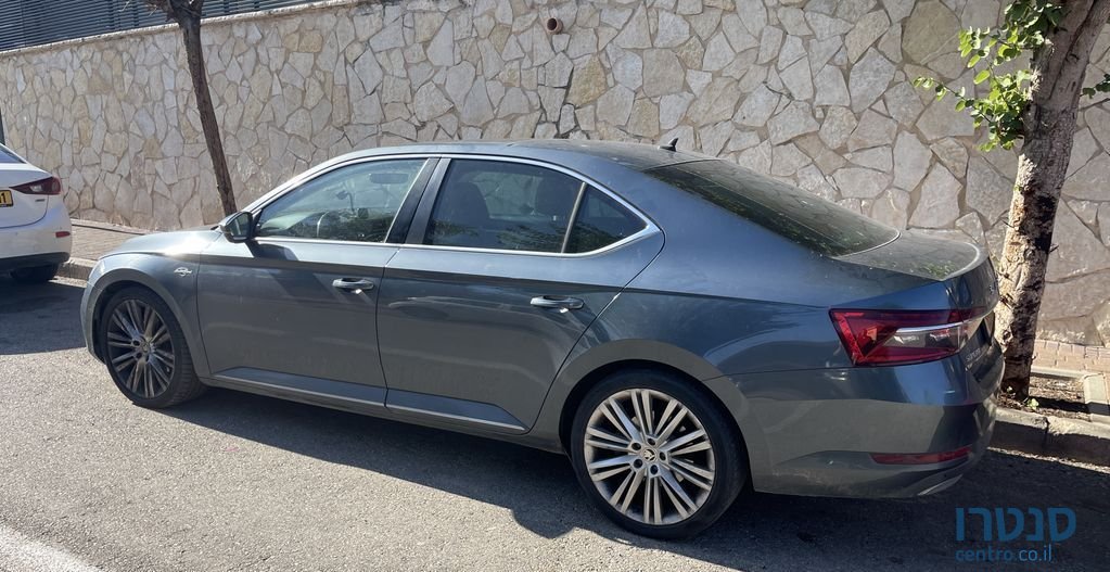 2020' Skoda Superb סקודה סופרב photo #1