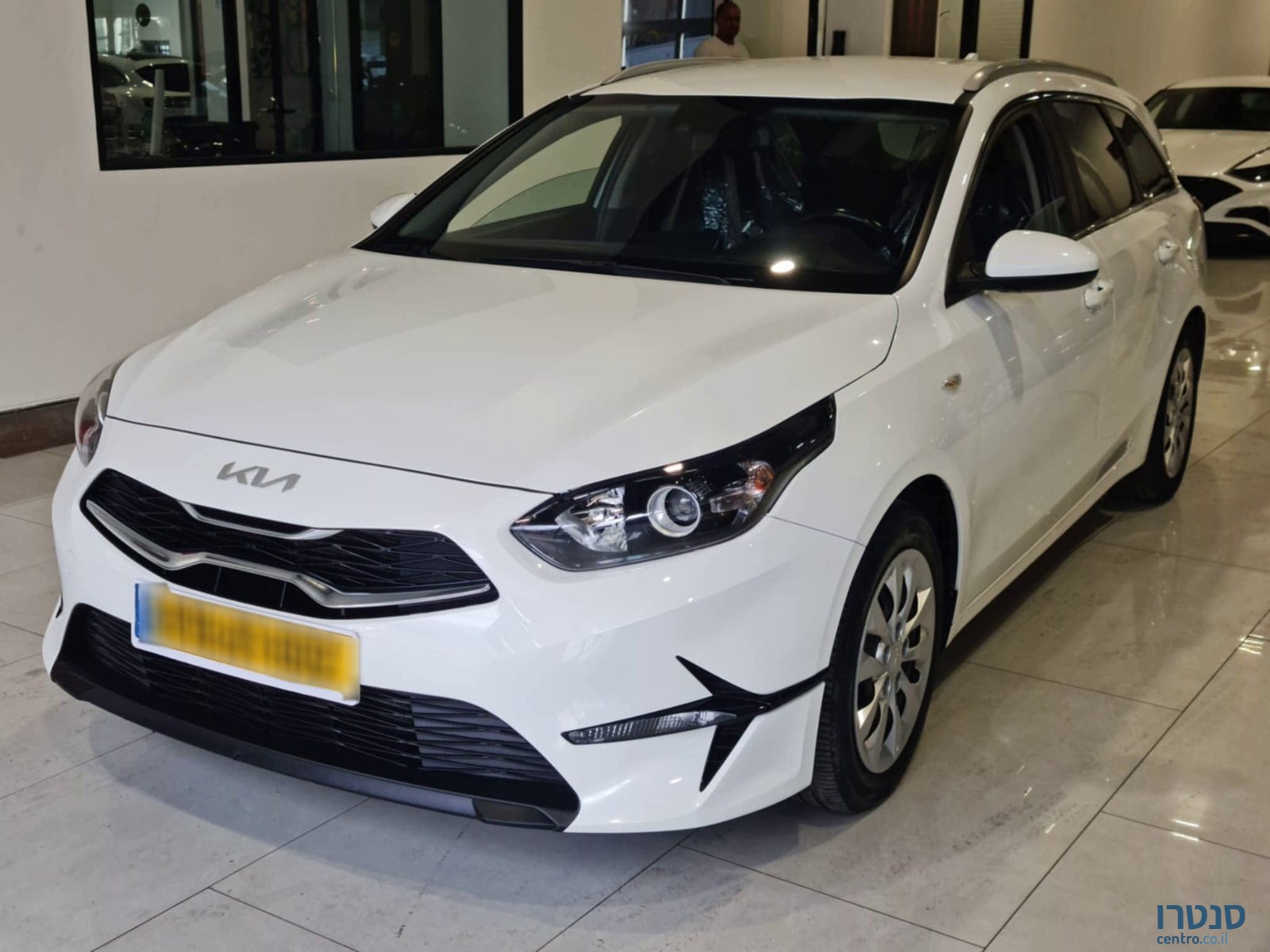 2022' Kia Ceed photo #1