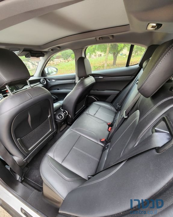2018' Alfa Romeo Stelvio אלפא רומיאו סטלויו photo #5