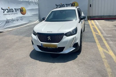 2023' Peugeot 2008 פיג'ו