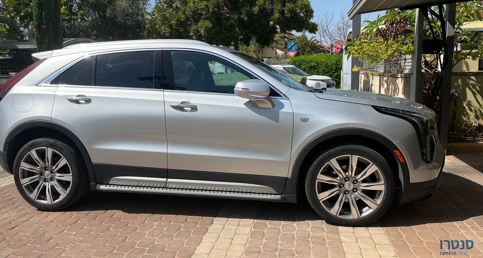 2022' Cadillac XT4 קאדילק photo #6