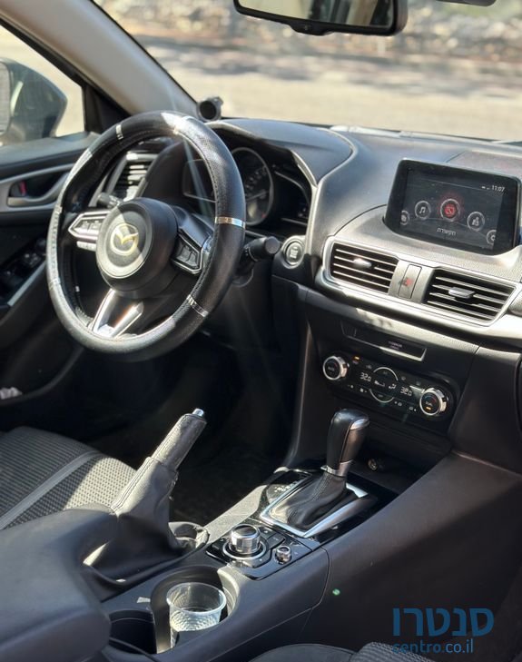 2018' Mazda 3 מאזדה photo #4