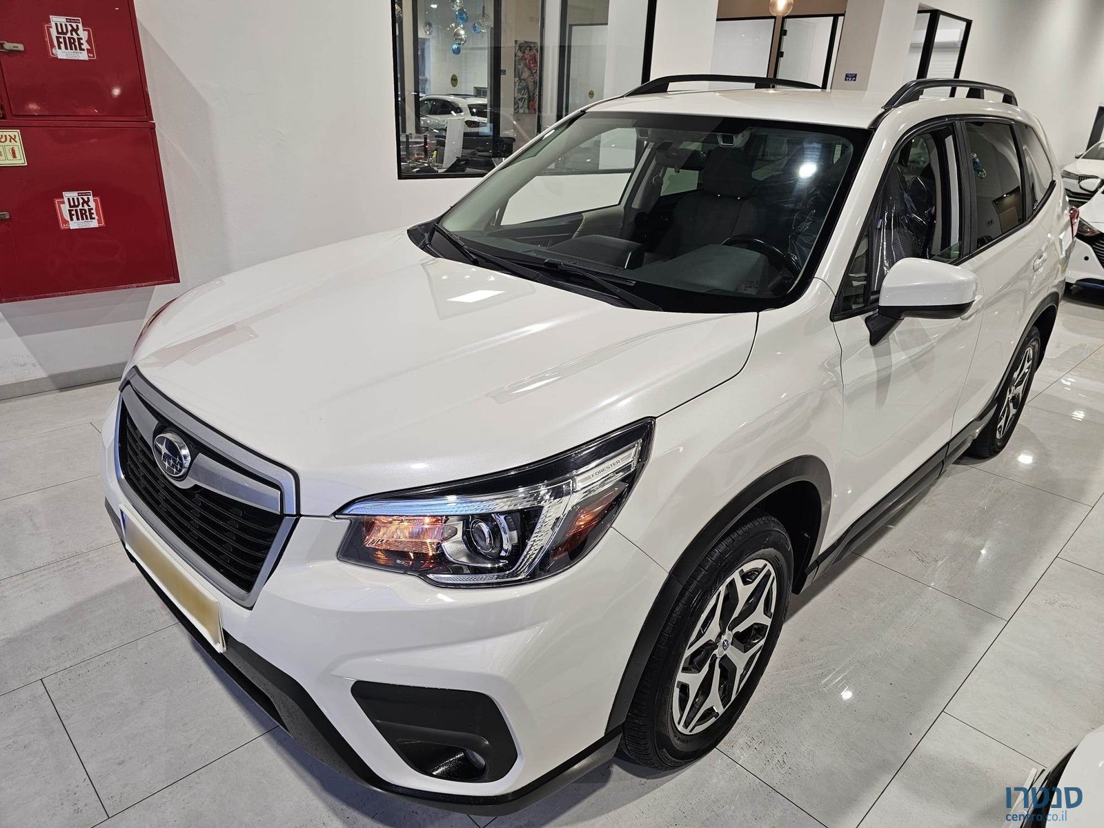 2020' Subaru Forester photo #2