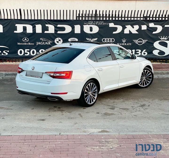 2019' Skoda Superb סקודה סופרב photo #5