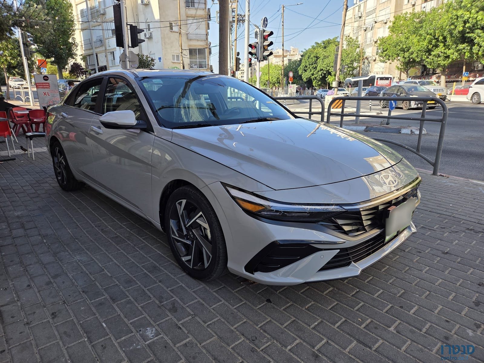 2025' Hyundai Elantra photo #6