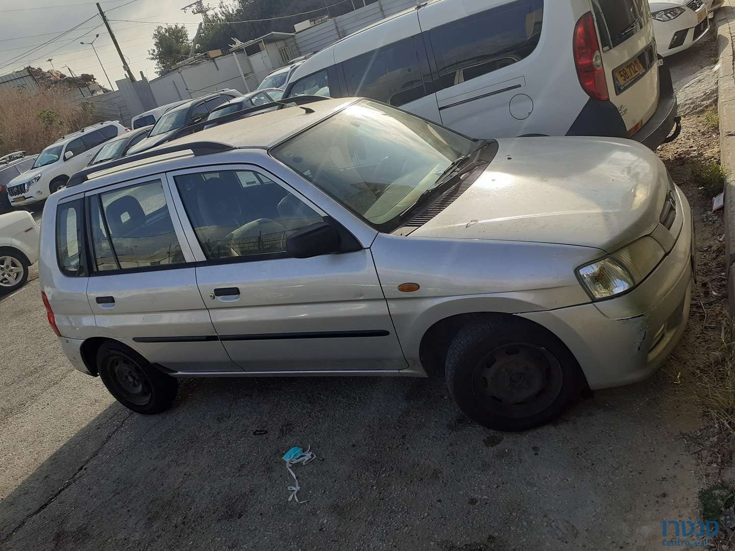 2003' Mazda Demio מאזדה דמיו photo #1