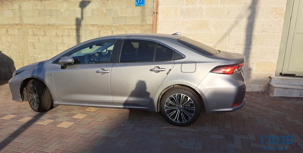 2019' Toyota Corolla טויוטה קורולה photo #3