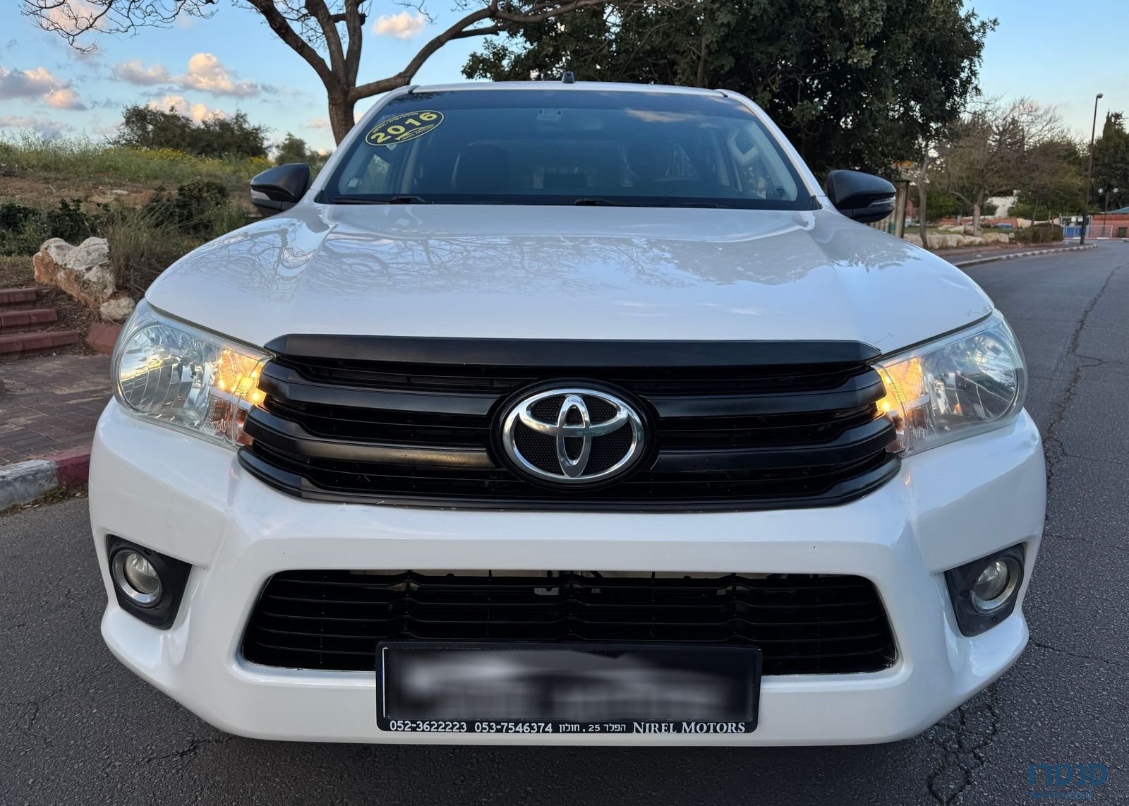 2016' Toyota Hilux טויוטה היילקס photo #3