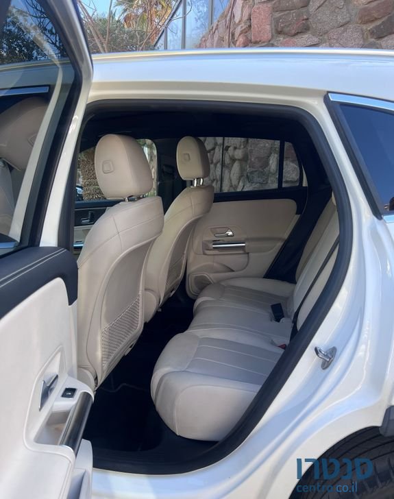2021' Mercedes-Benz GLA מרצדס photo #5