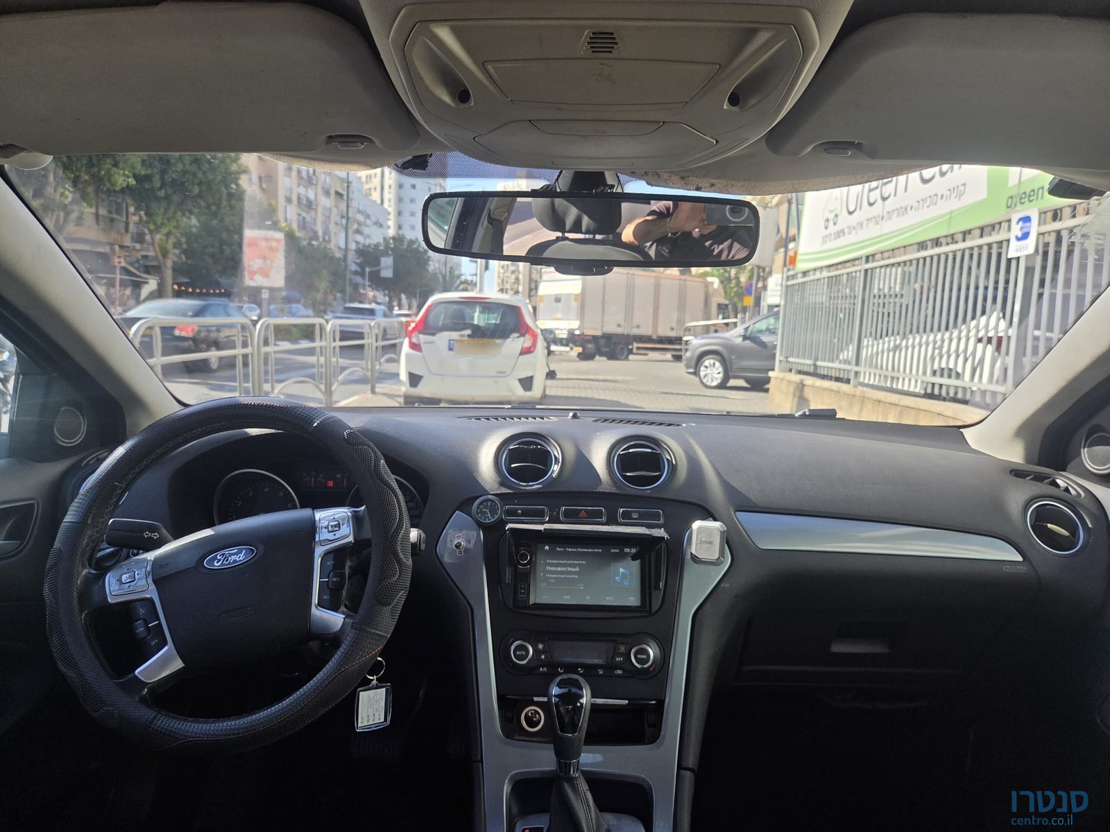 2011' Ford Mondeo photo #2