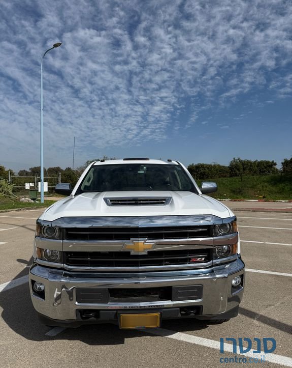 2019' Chevrolet Silverado שברולט סילברדו photo #1