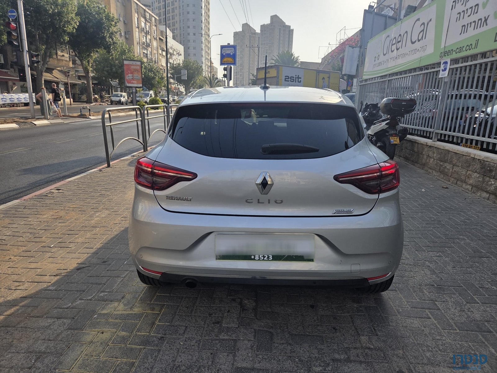 2021' Renault Clio photo #6