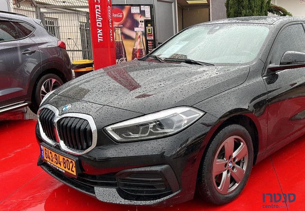 2021' BMW 1 Series ב.מ.וו סדרה 1 photo #1