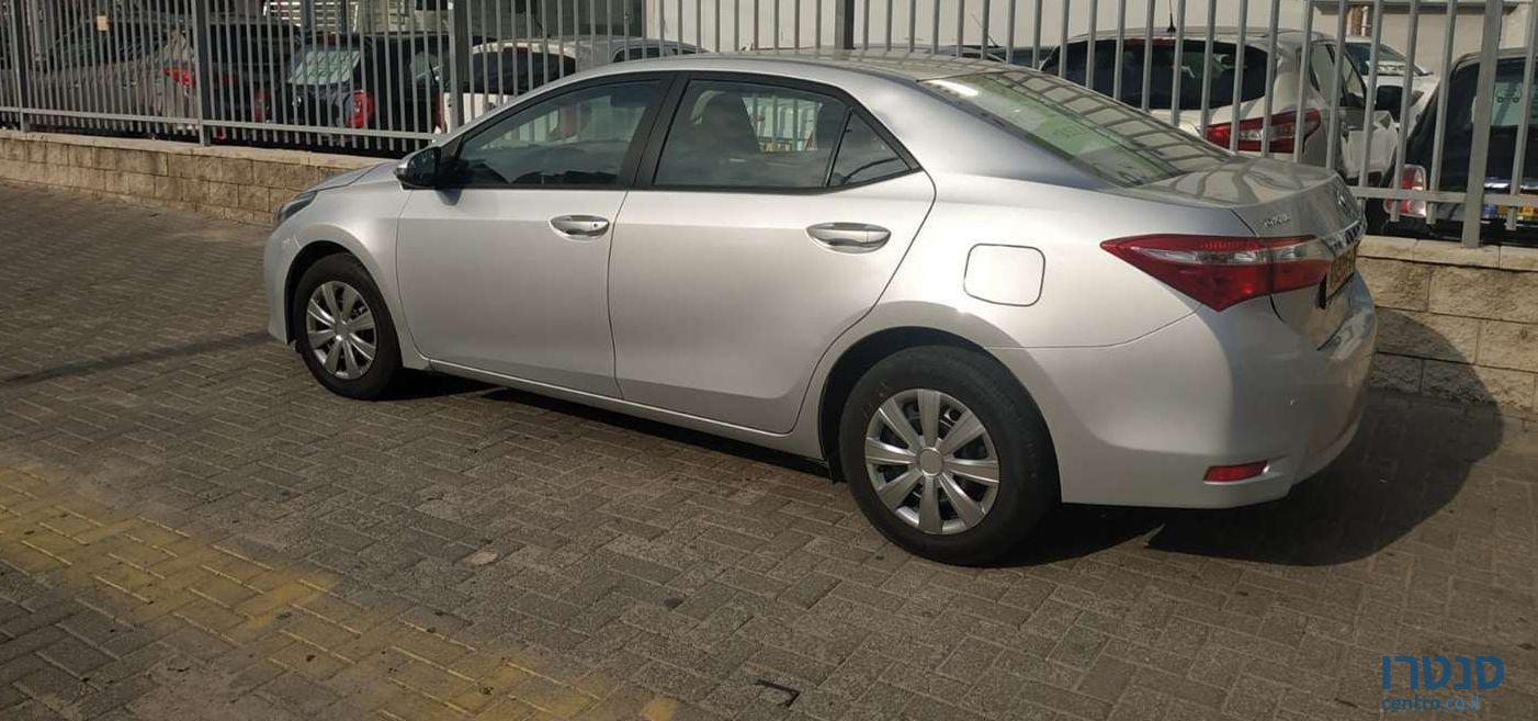 2015' Toyota Corolla טויוטה קורולה photo #4