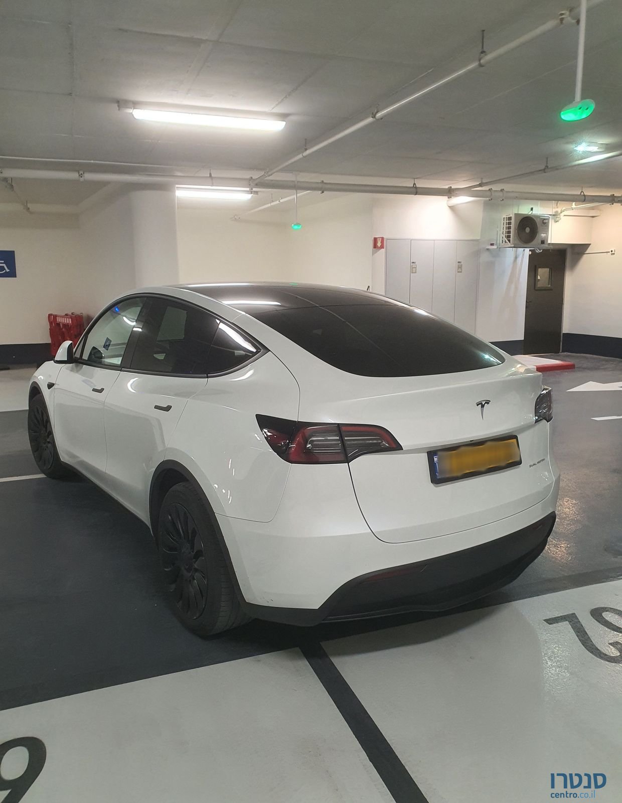 2023' Tesla Model Y טסלה מודל Y photo #3